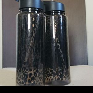 NWT Set of 2 VS Water Bottles w/straw